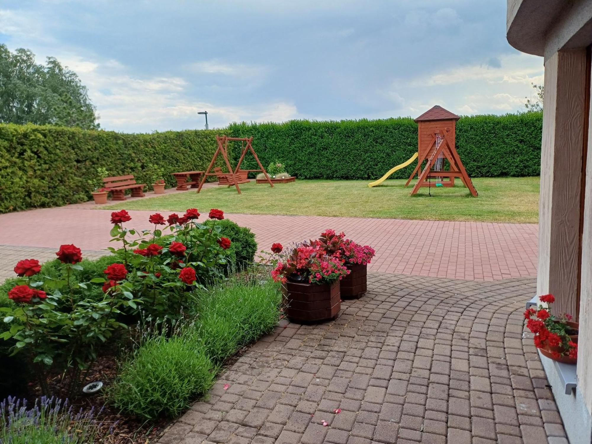 Apartamenty Levilla Рева Екстер'єр фото